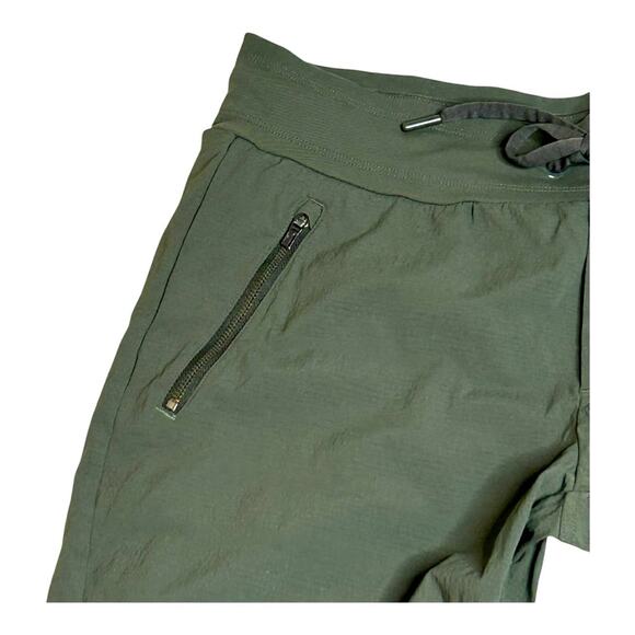 Athleta Trekkie North Jogger in Arbor Olive Green 14 - Picture 6 of 11